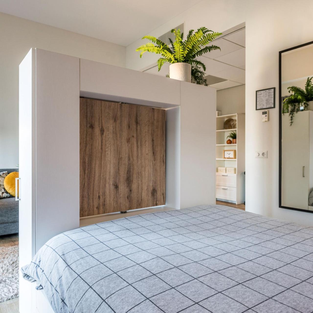 Joinn! City Lofts Houten Utrecht Exterior photo