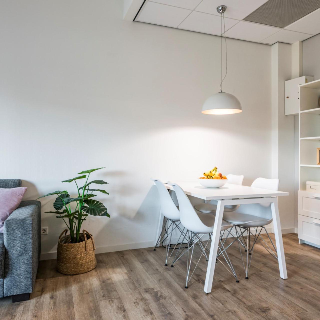 Joinn! City Lofts Houten Utrecht Exterior photo